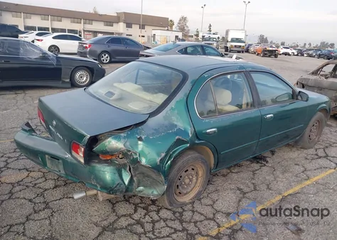 1997 Nissan Maxima Gle/Gxe/Se z USA, uszkodzony, nr VIN JN1CA21DXVT831618